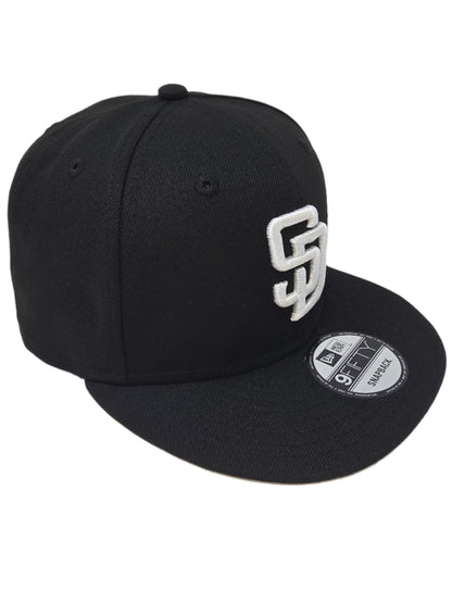 San Diego Padres Authentic New Era 9FIFTY Black Snapback Baseball Cap