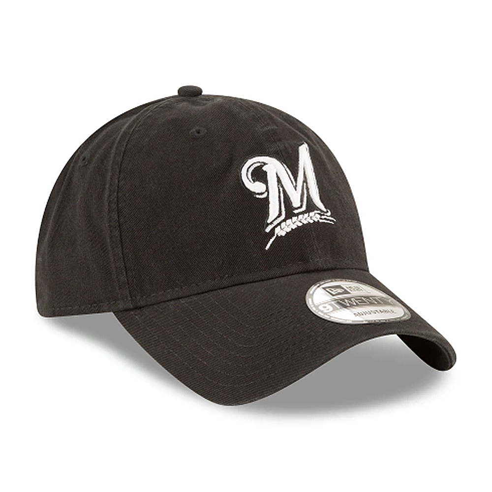 New Era MLB Milwaukee Brewers Black Core Classic Twill 9Twenty Adjustable Hat